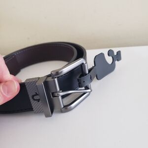 True Religion MEN'S NWT Reversible Belt Black & Brown Size 36 ($50 USD)